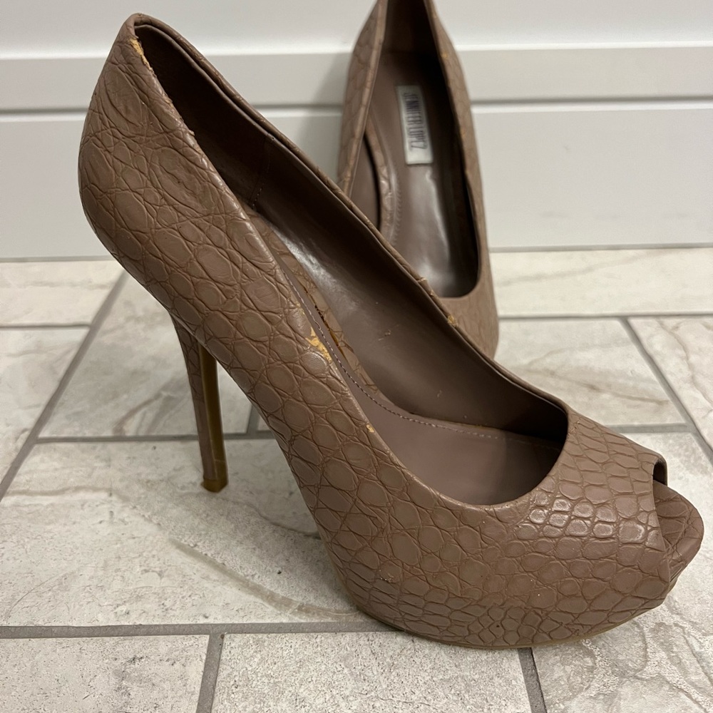 Jennifer Lopez Peep Toe Heels
